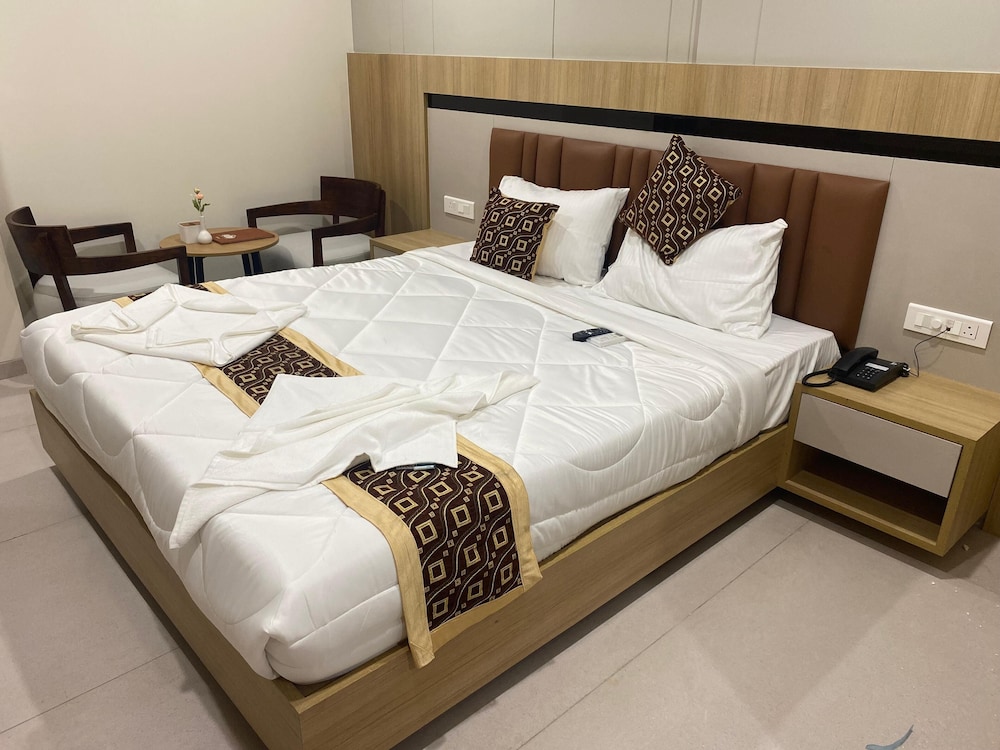 sangam hotel by sameeksha by hospitality