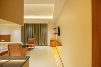 onlystay dlf my pad gomti nagar suites