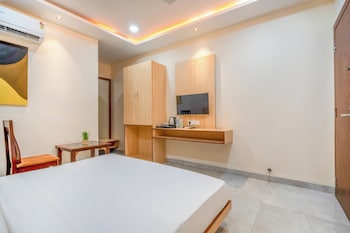 hotel clover inn by onyx group