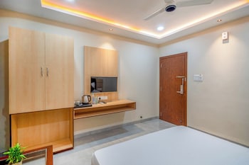 hotel clover inn by onyx group