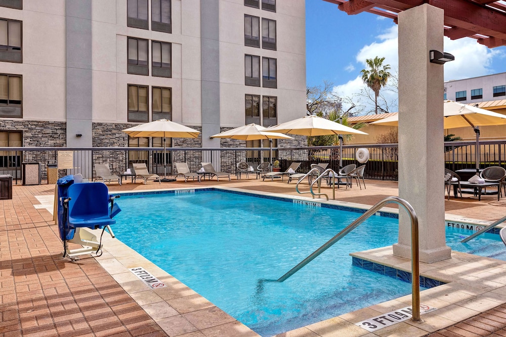 hampton inn san antonio downtown river walk