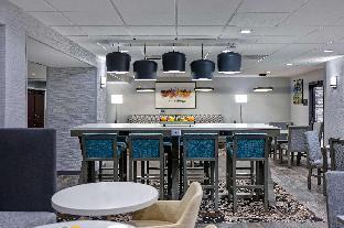 hampton inn san antonio downtown river walk