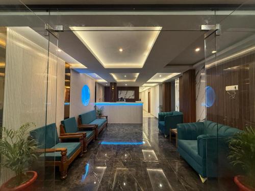 Icon Residency Inn,,3 star