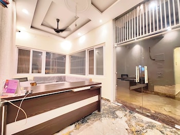 Hotel V Palace Ayodhya,,3 star