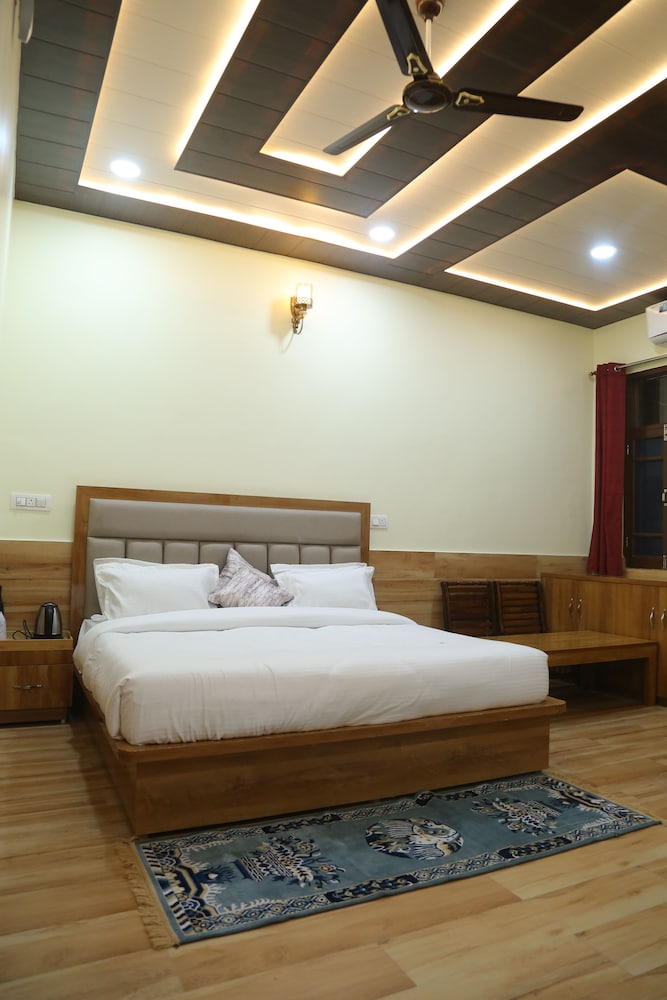 hotel shani punjabi rasoi