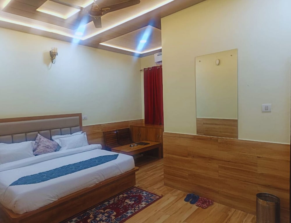 hotel shani punjabi rasoi