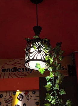 hotel tralveller in lucknow