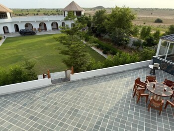 theroi resort in deora jaisalmer