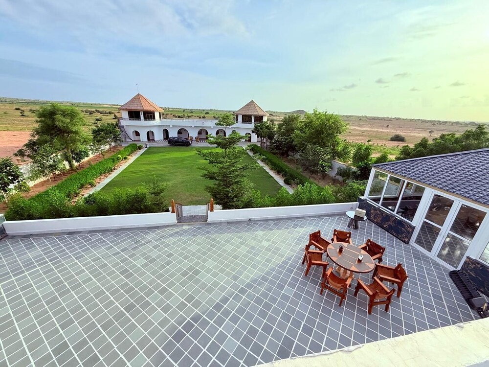 theroi resort in deora jaisalmer