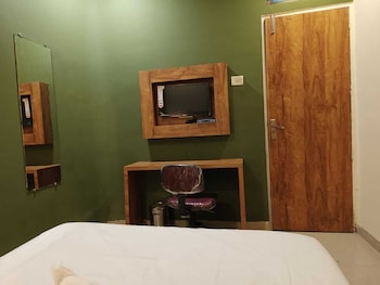 glitz prime mumbai inn