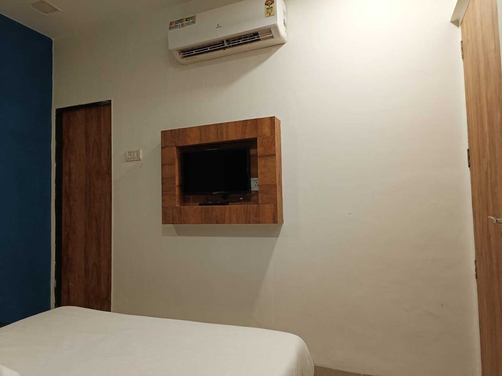 glitz prime mumbai inn