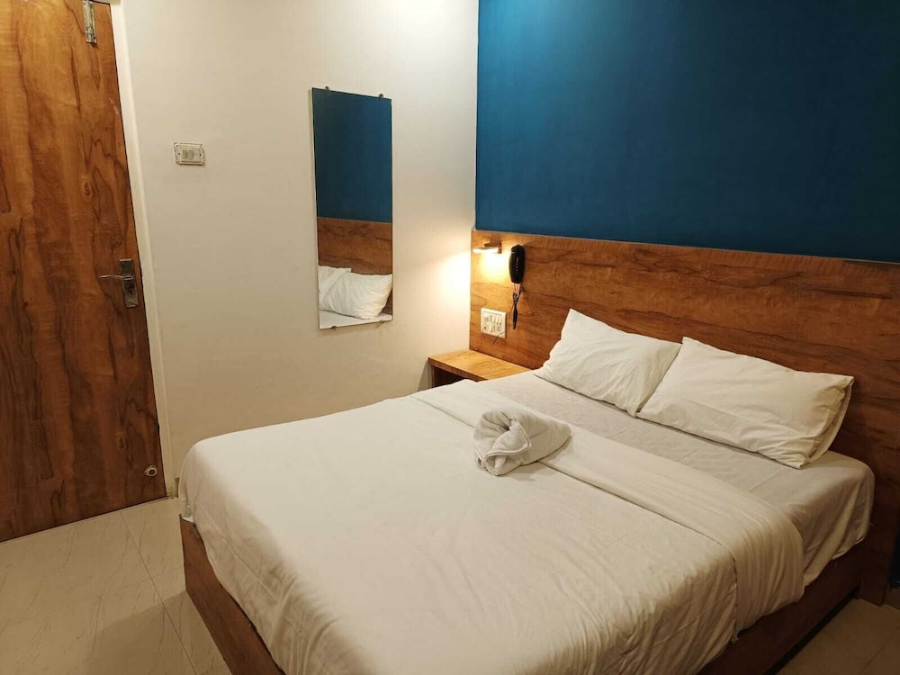 glitz prime mumbai inn