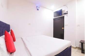 hotel m e t r o regency lucknow