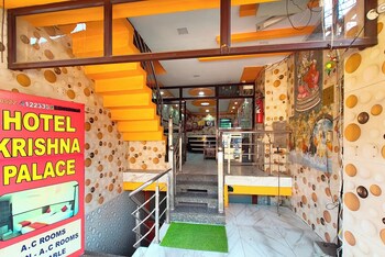 hotel kri sh na palace charbagh lucknow
