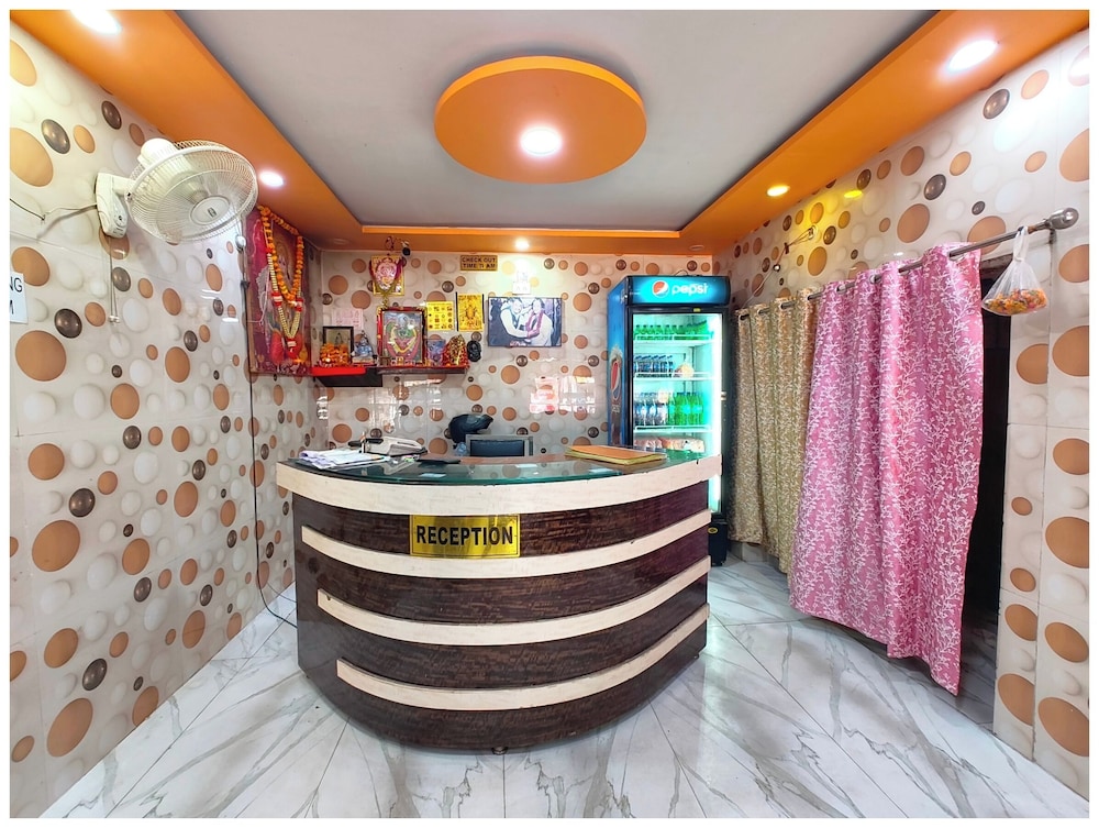 hotel kri sh na palace charbagh lucknow