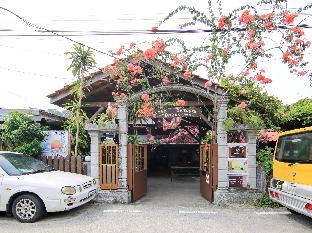 hotel o ombak inn chalet