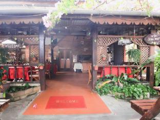 hotel o ombak inn chalet