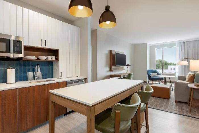 staybridge suites detroit woodhaven by ihg