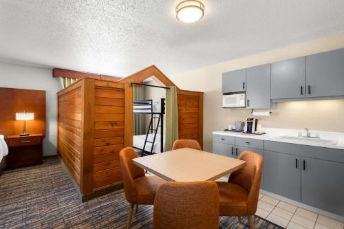 best western fremont angola i 80 90 toll road
