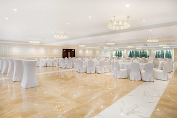 the ashi an ascend collection hotel