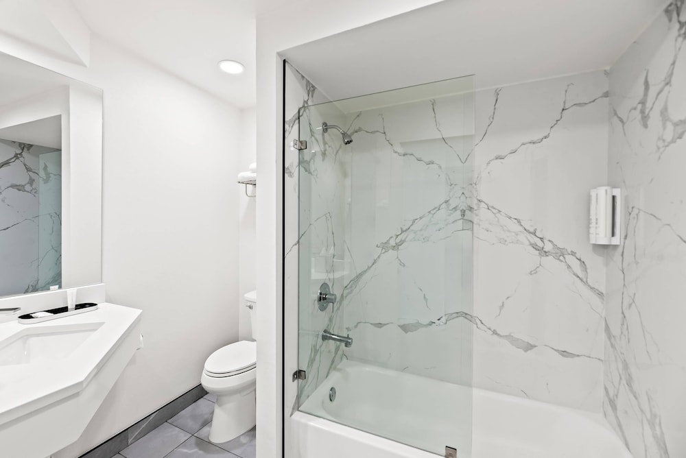 clarion pointe mount vernon burlington