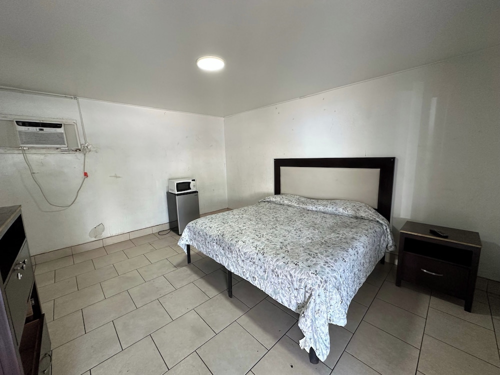 antigua motel by oyo tampa us 41