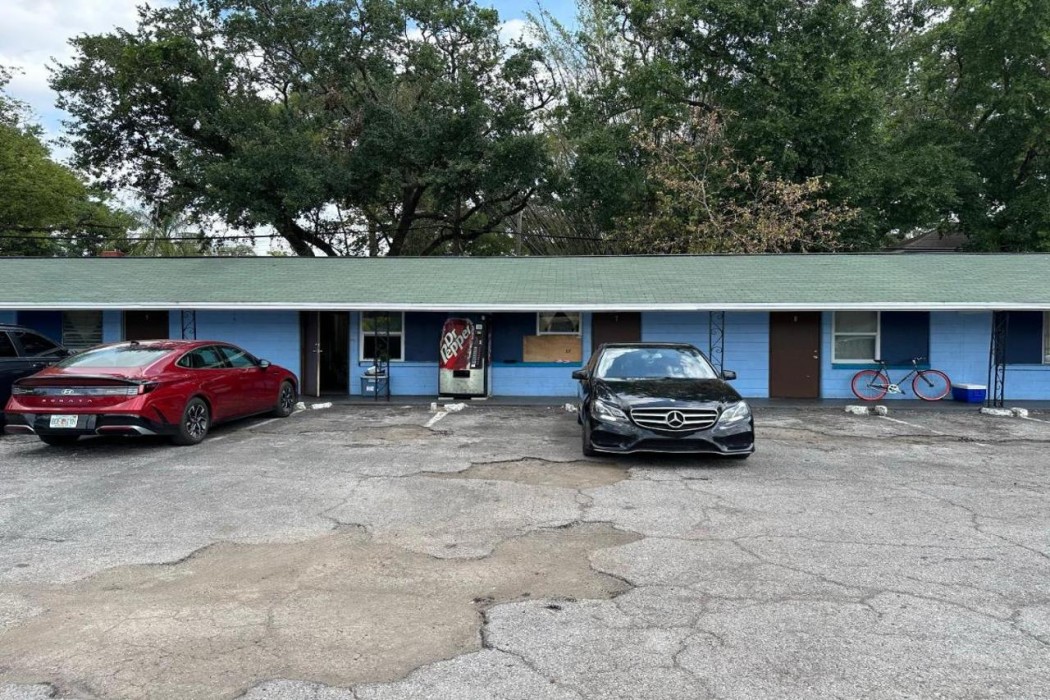 antigua motel by oyo tampa us 41