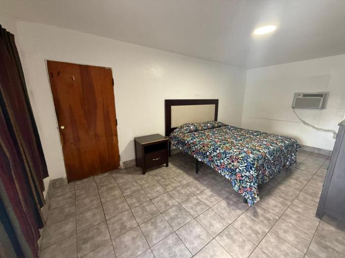 antigua motel by oyo tampa us 41