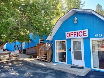The Brookside Motel By Belvilla Keystone Near Mt.Rushmore,,3 star