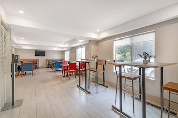 keene elm city hotel an ascend collection hotel