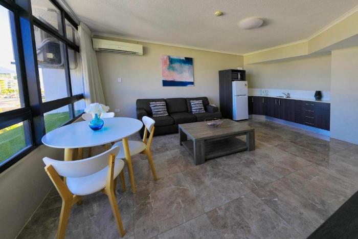 alivio hotel cairns