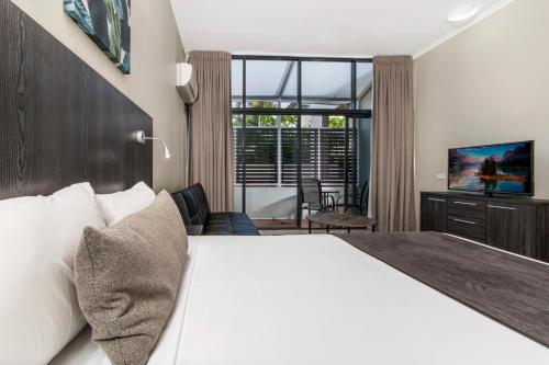alivio hotel cairns