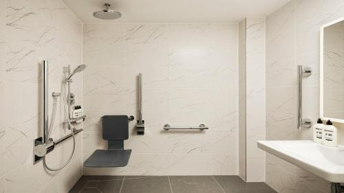 hotel indigo torquay by ihg