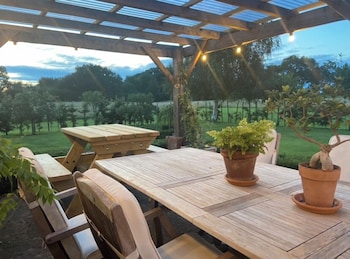 Abbey Green Farm B&B, Camping & Touring Park,,4 star