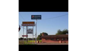 lakeside inn and suites by oyo mathis i 37