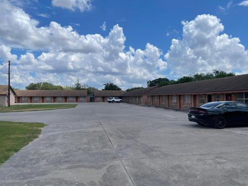 lakeside inn and suites by oyo mathis i 37