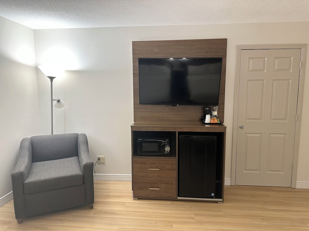 baldwin inn and suites surestay collection by best western