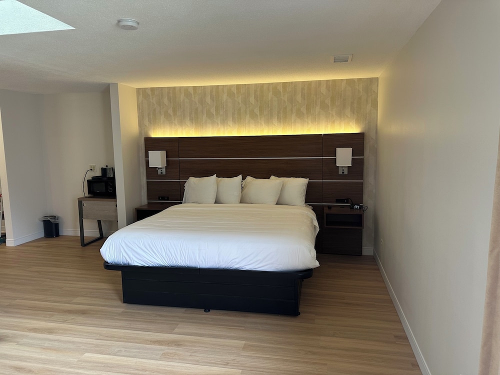 baldwin inn and suites surestay collection by best western