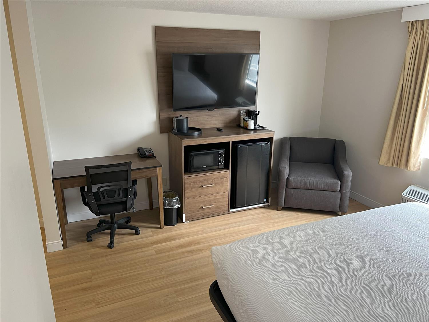 baldwin inn and suites surestay collection by best western