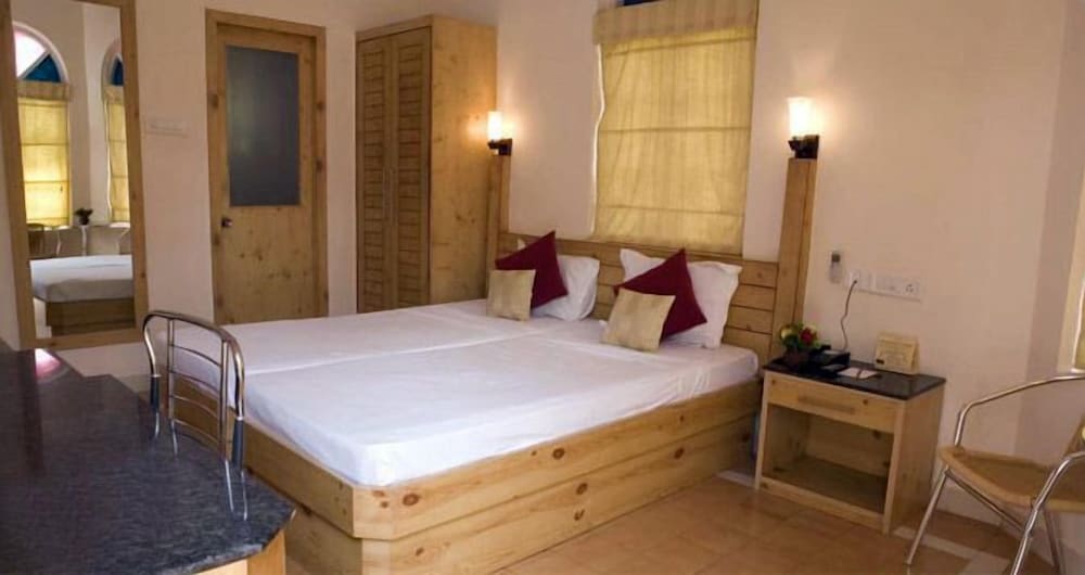 varca palms beach resort