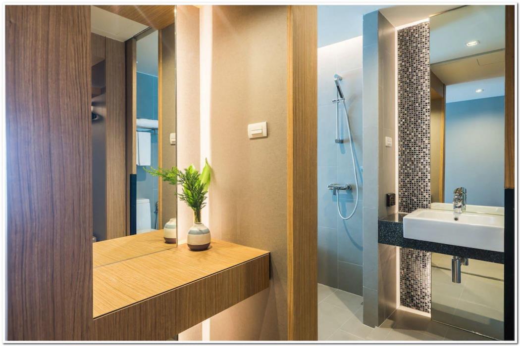 sea me spring tree hotel adults only