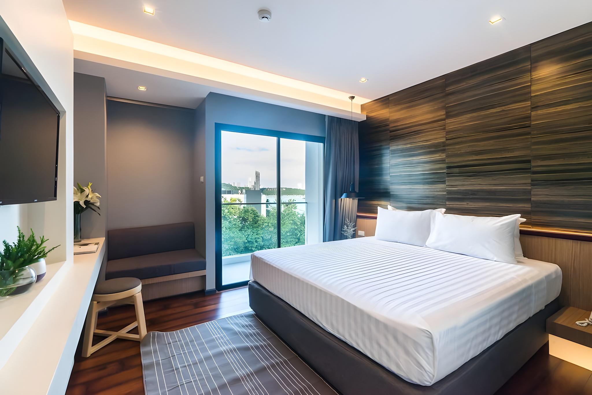 sea me spring tree hotel adults only