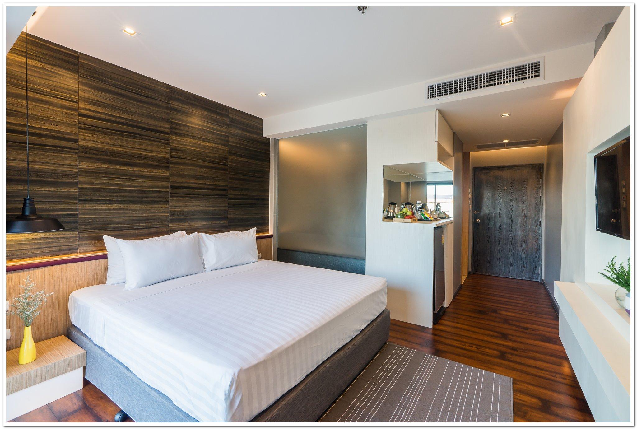 sea me spring tree hotel adults only