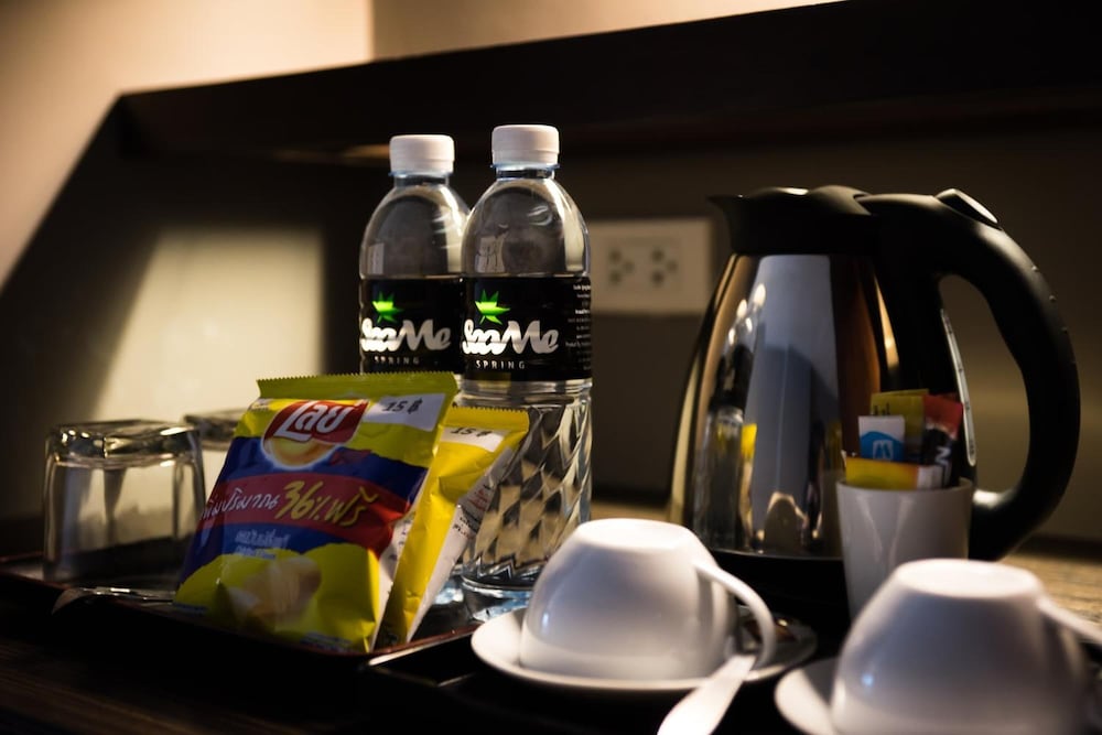 sea me spring tree hotel adults only