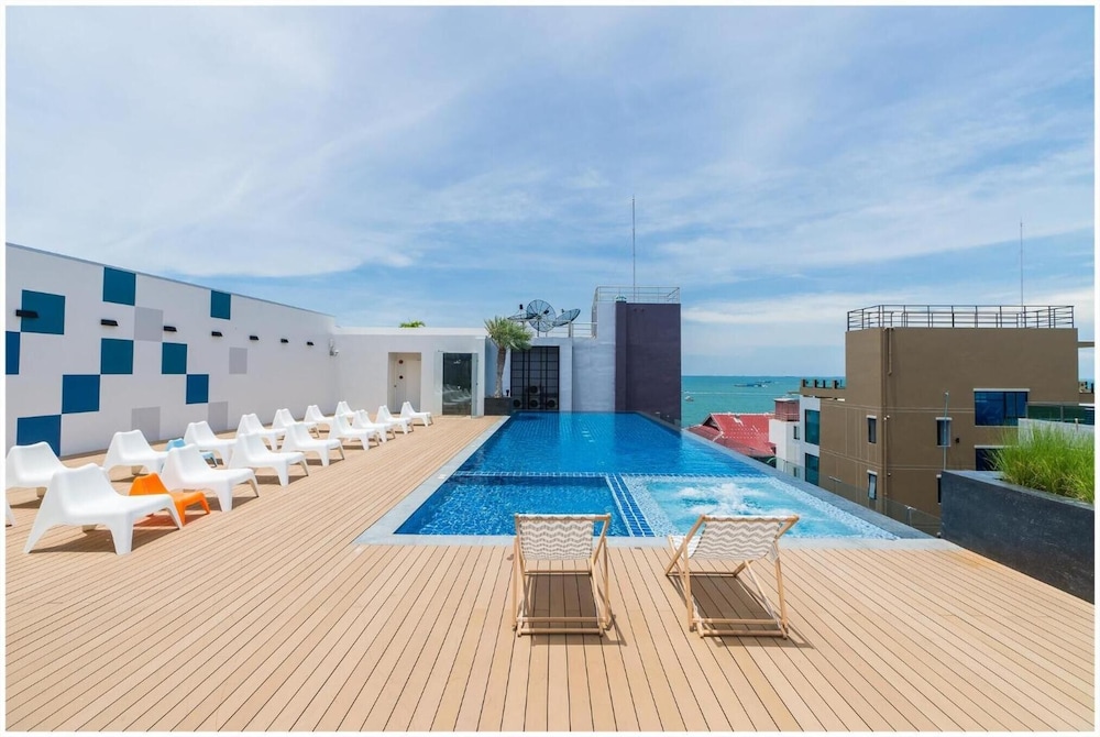 sea me spring tree hotel adults only