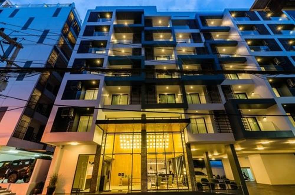 sea me spring tree hotel adults only