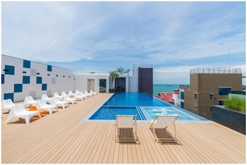 sea me spring tree hotel adults only