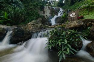 j valley resort
