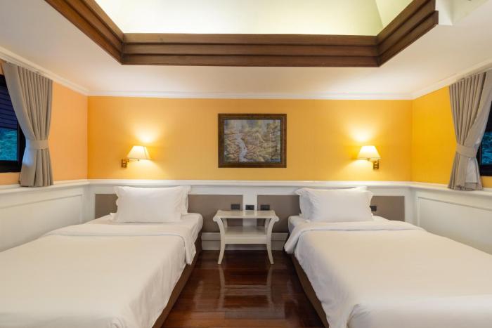 j valley resort