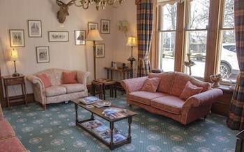 ravenscourt guest house